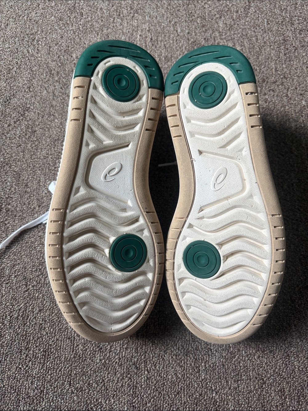 ASICS | Japan S ST sneakers in white and jewel green | size 7.5 | like new - Picture 4 of 4